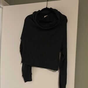 Black heathered We The Free sweater small